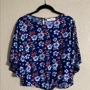 NWT Elodie Floral Blue Top with Tie Front Size L